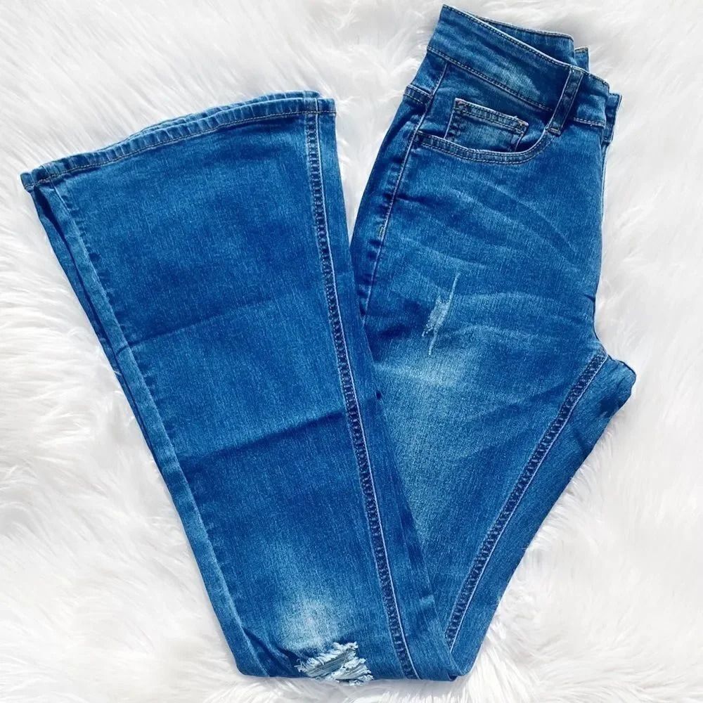 Groupie Ripped Knee Flare Jeans Dark Wash Size 26 - Picture 3 of 14